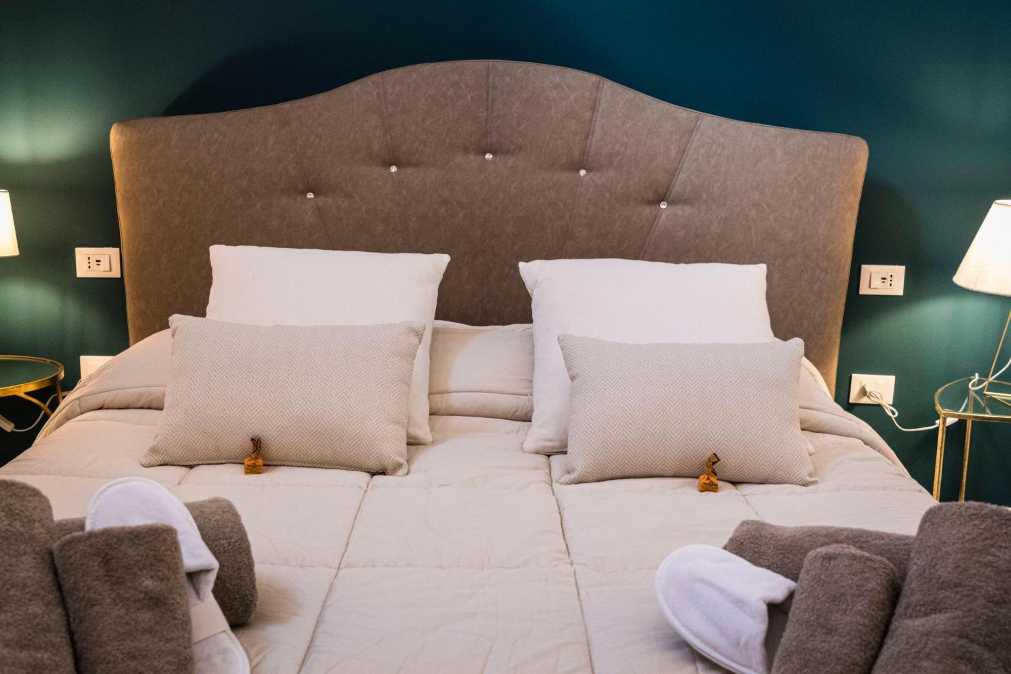 Galatina Suites Boutique - Luxury Experience In Salento Buitenkant foto